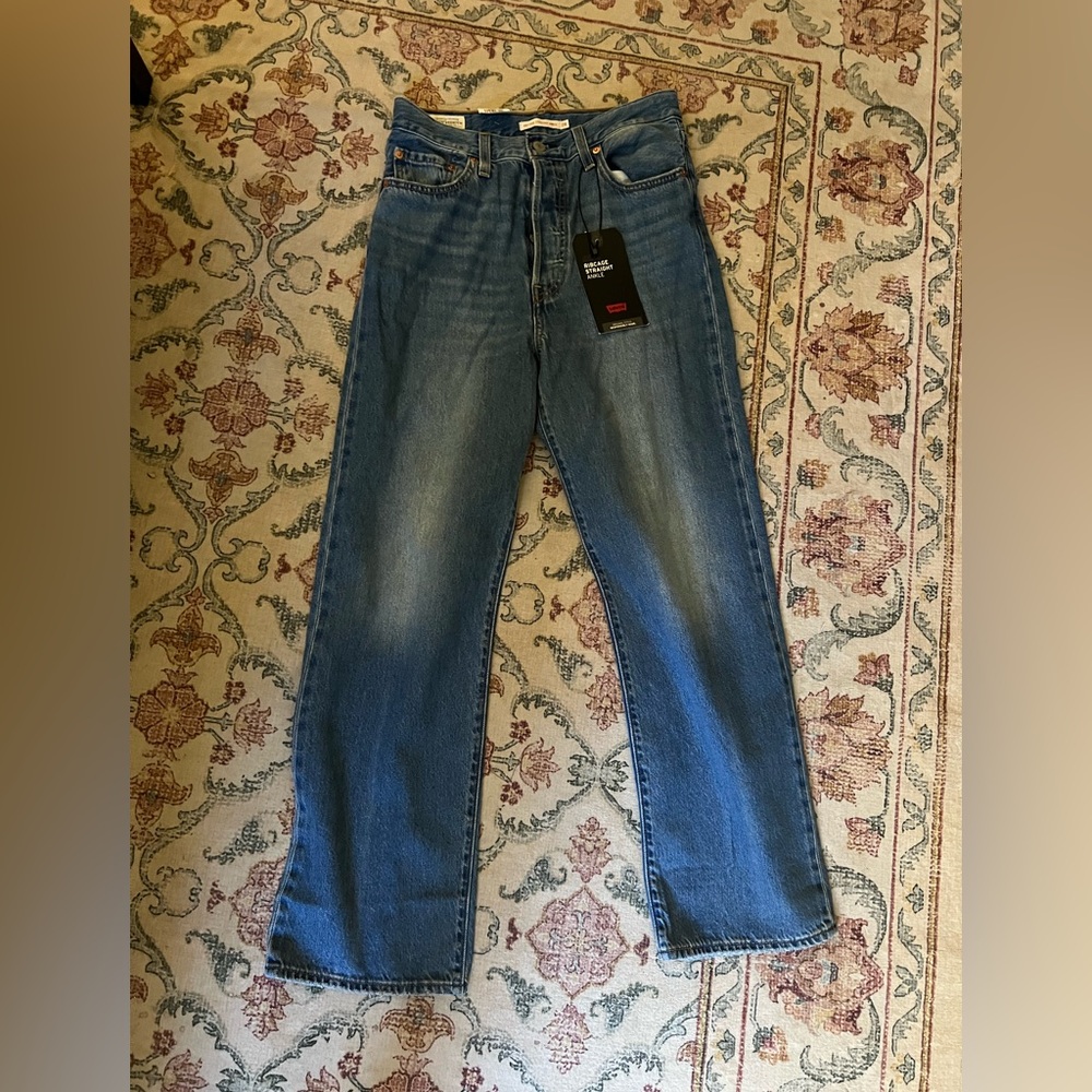 NWT Levi’s Ribcage Straight Ankle jeans